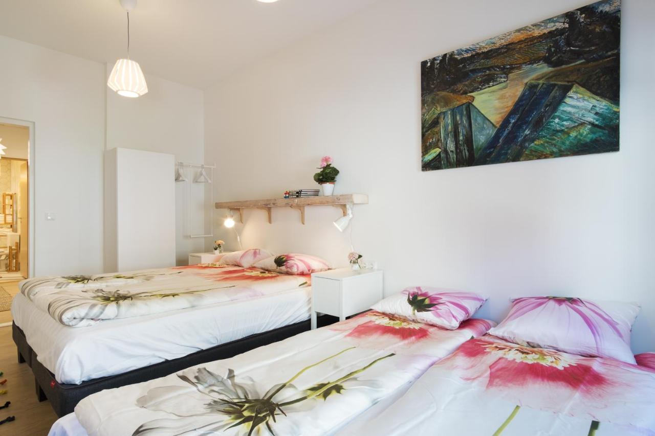 Family Apartment Tallinn Exterior foto