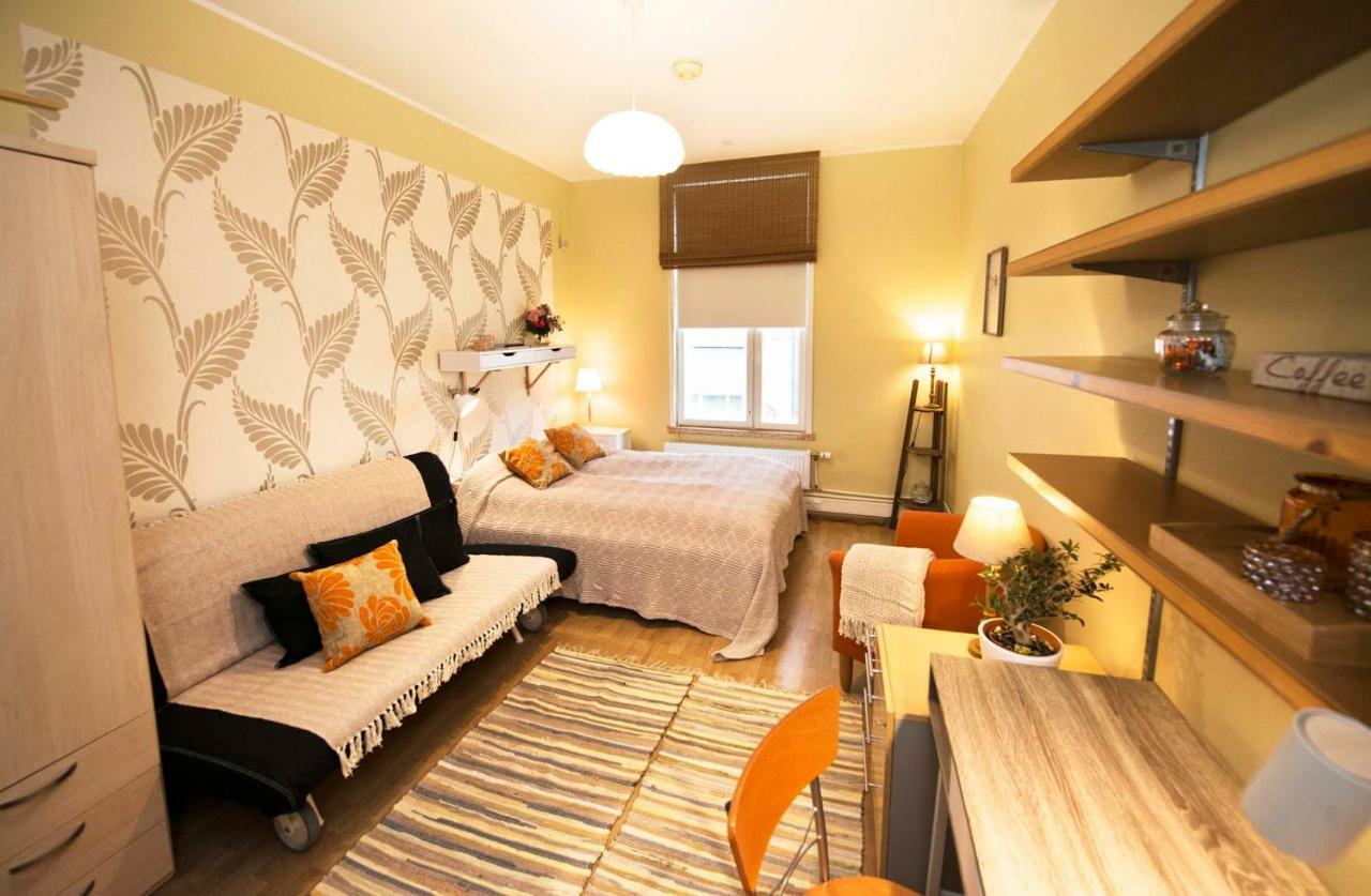 Family Apartment Tallinn Exterior foto